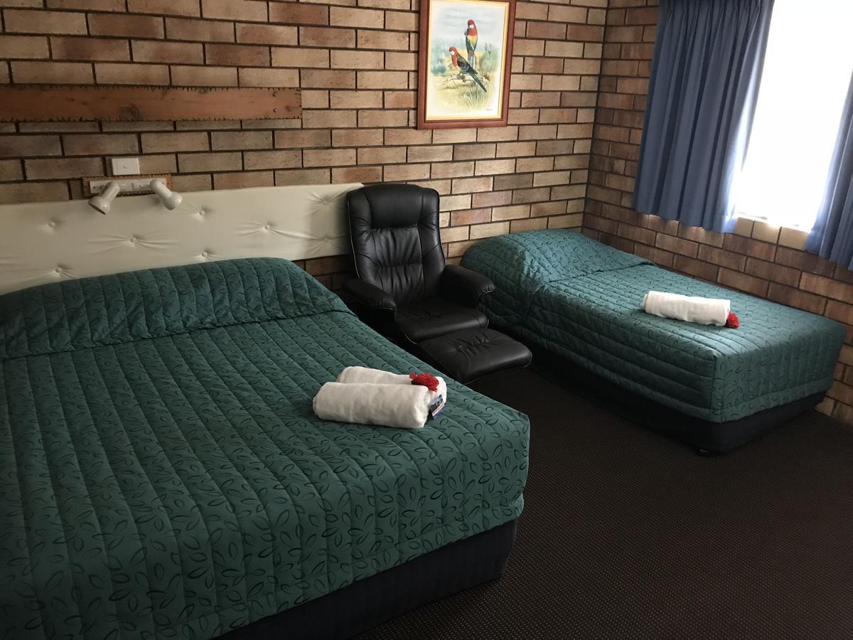 Miles Outback Motel Esterno foto