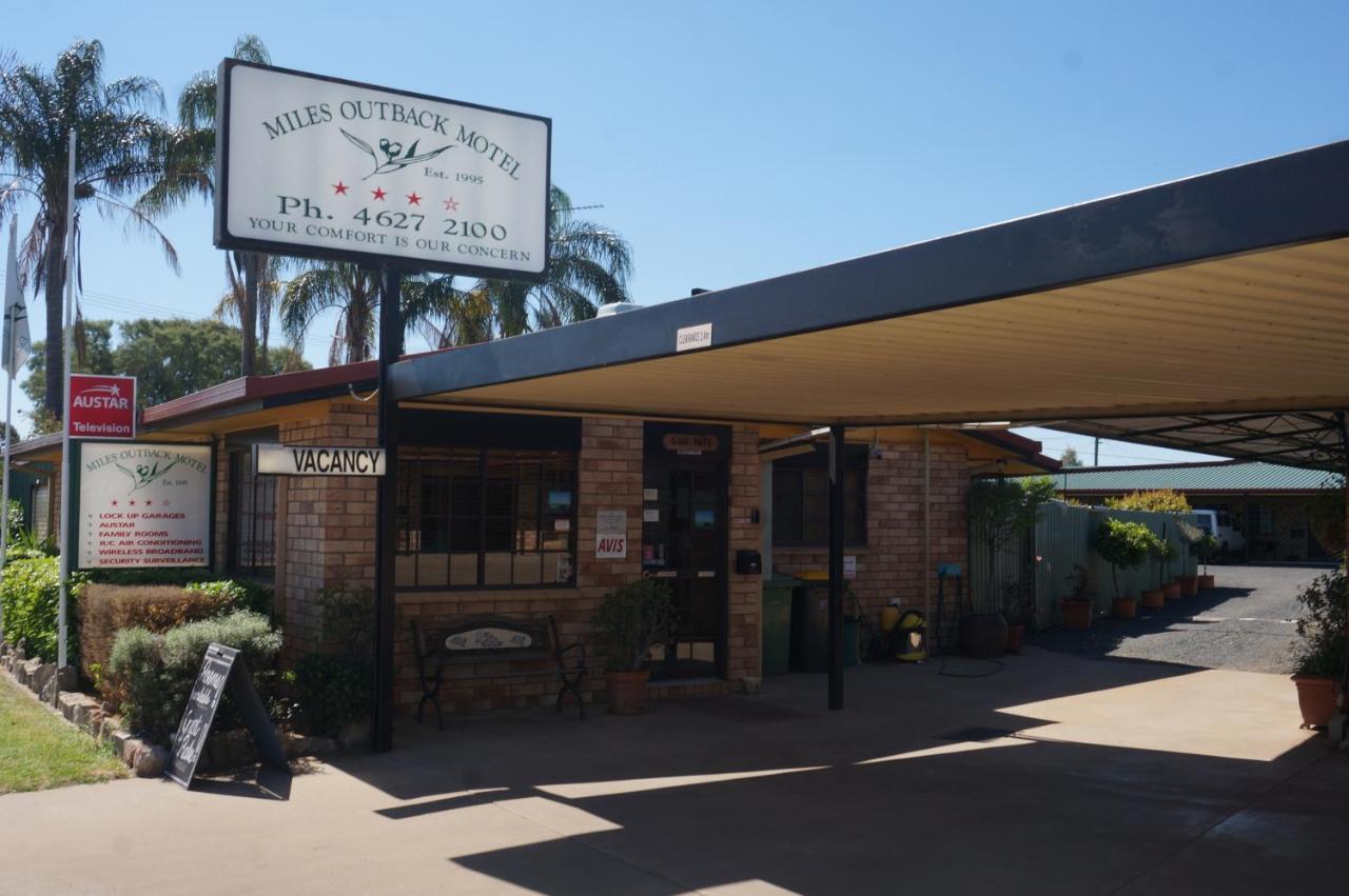 Miles Outback Motel Esterno foto